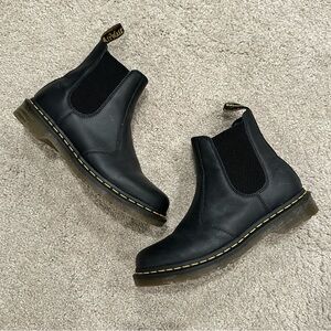 Dr. Martens 2976 Black Leather Chelsea Boots Women’s US Size 10 Euro 42 UK8